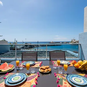  Apartment Beachfront In Puerto Mogan Spain
