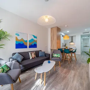  Apartment Centre Pool & Parking Spanien